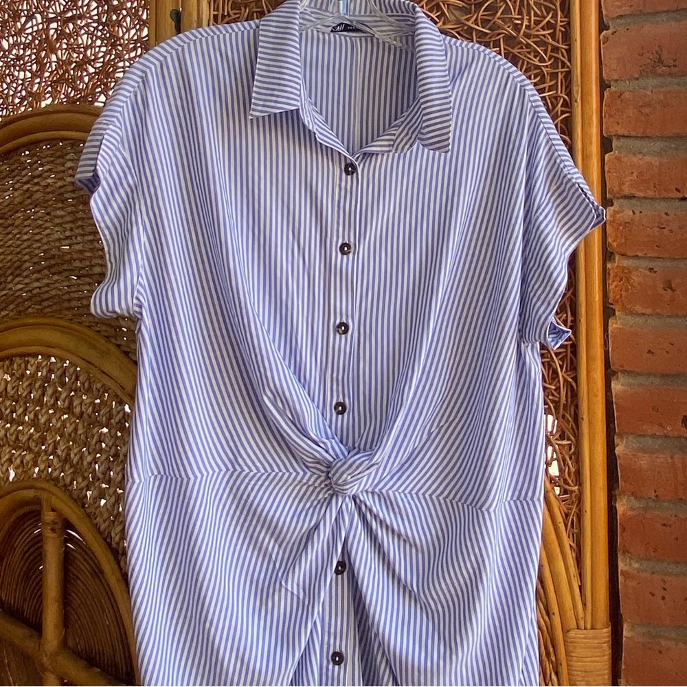 Zara Blue and White Striped Twist Knot Blouse Size Small Great Condition
